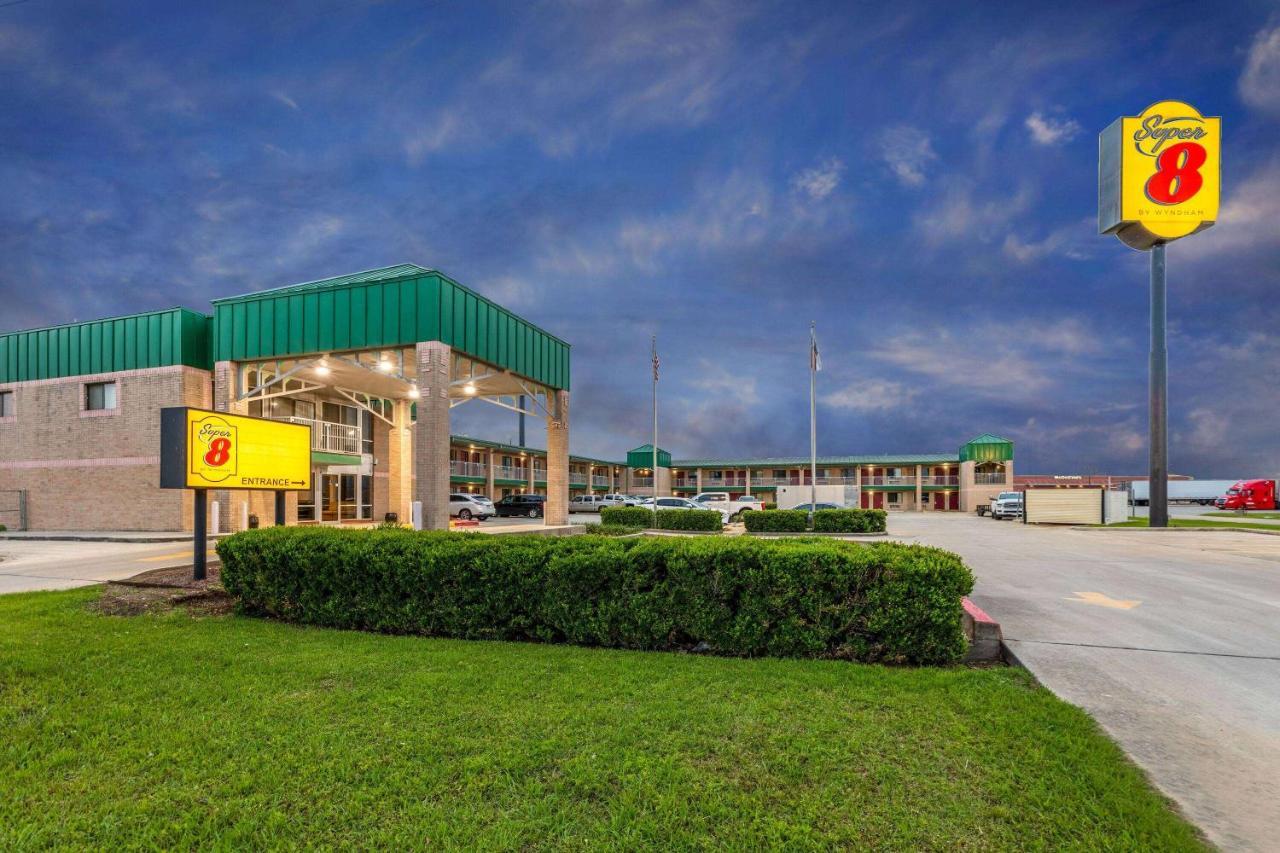 Hotel Super 8 By Wyndham Seguin Extérieur photo