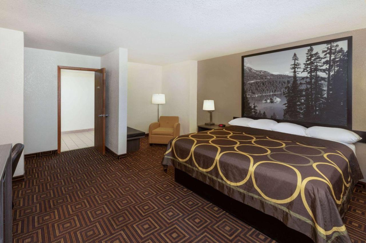 Hotel Super 8 By Wyndham Seguin Extérieur photo