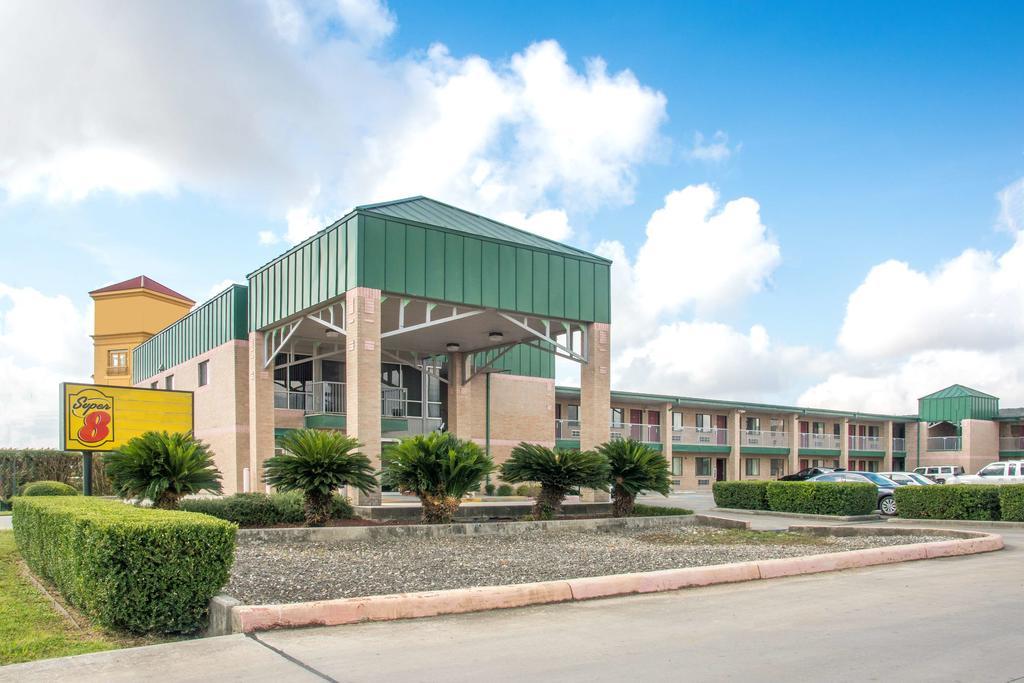 Hotel Super 8 By Wyndham Seguin Extérieur photo
