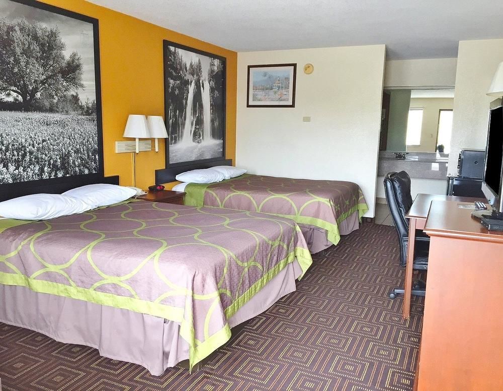 Hotel Super 8 By Wyndham Seguin Extérieur photo